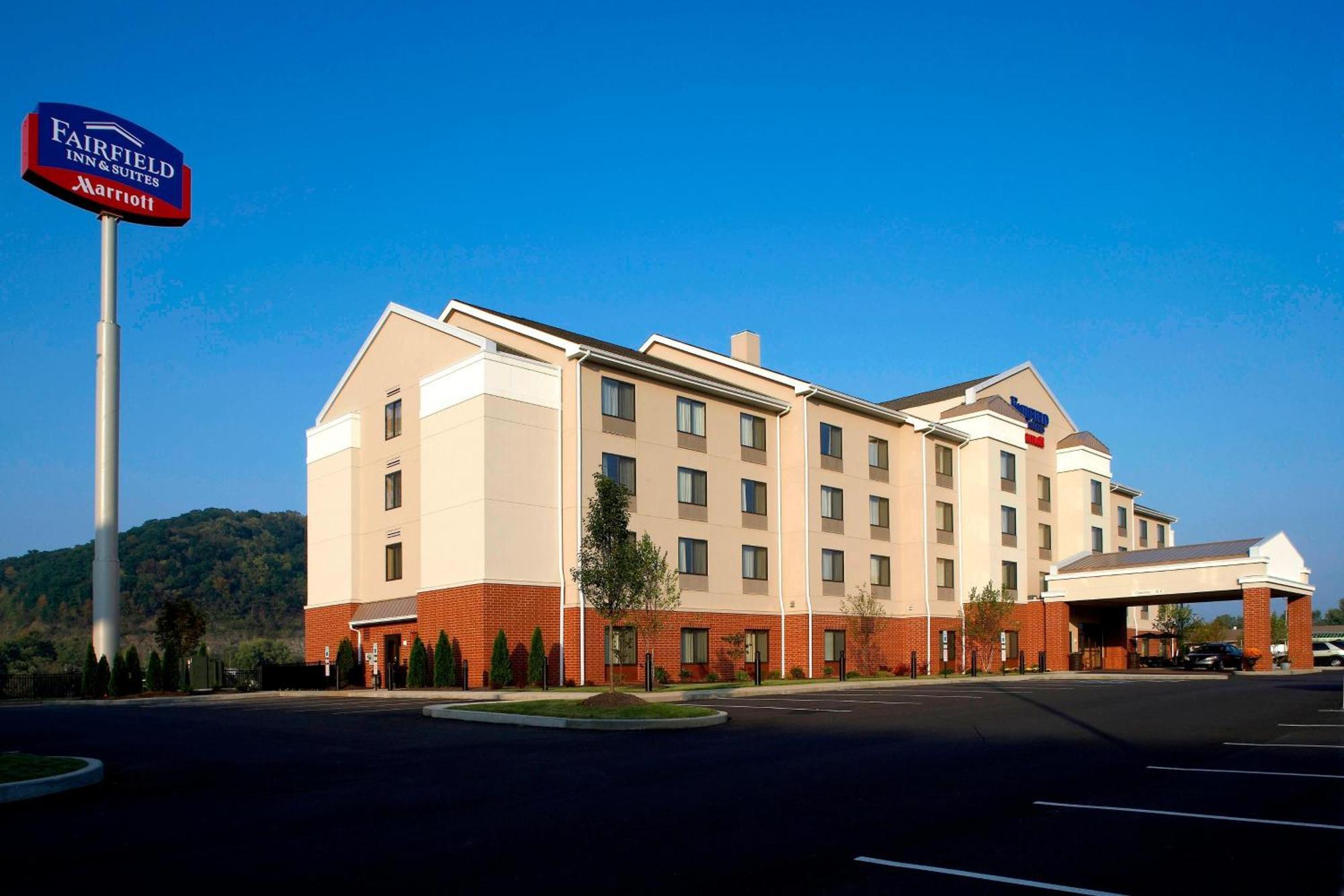 Fairfield & Pittsburgh Neville Island Hotel Robinson Township