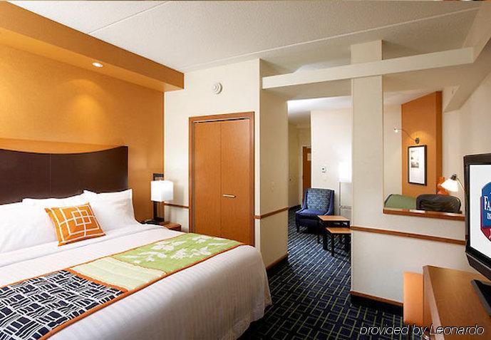 Fairfield & Pittsburgh Neville Island Hotel 3*